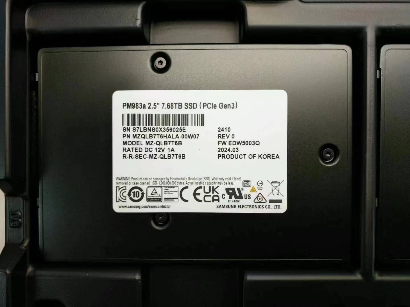 MZQLB7T6HALA-00W07  Samsung  SSD